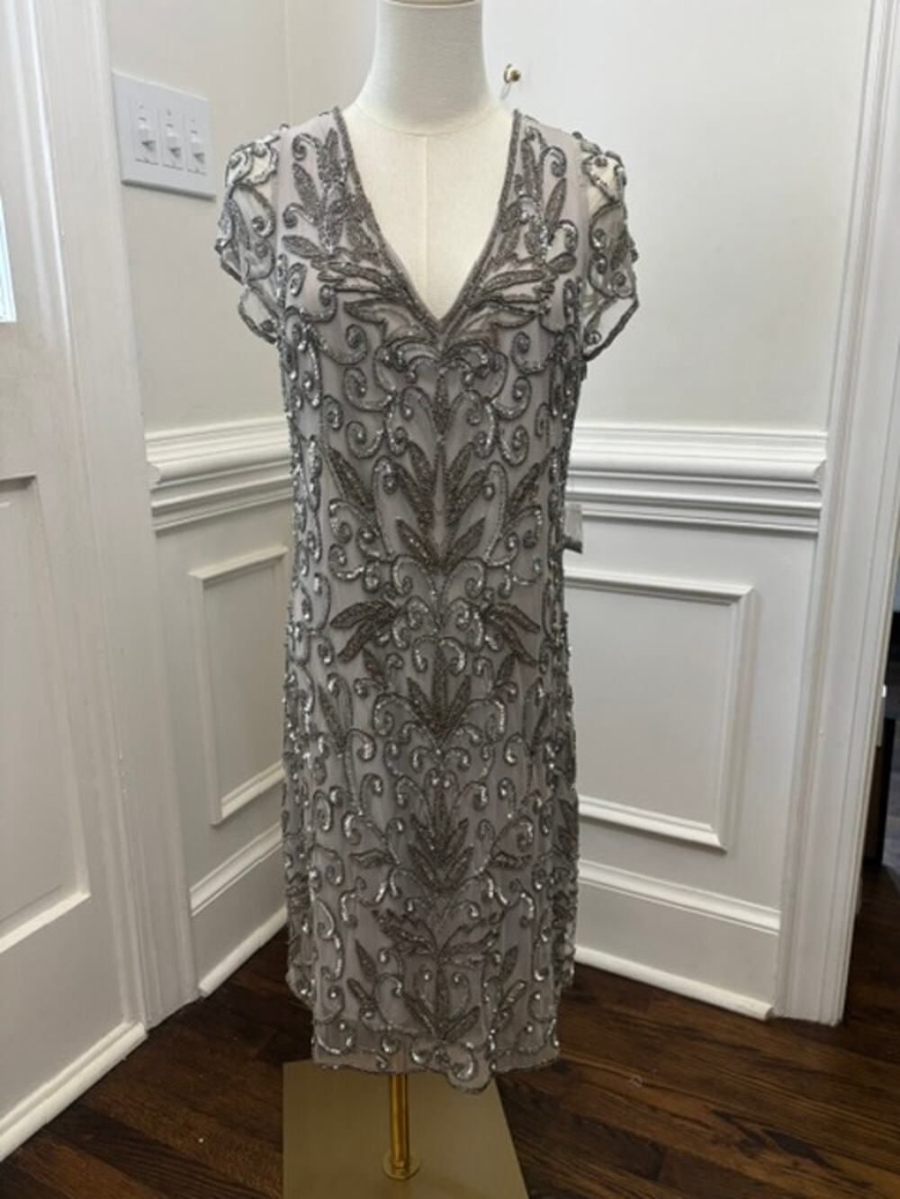 Pisarro Nights Beaded Dress Size 14 Cocktail Formal Midi V Neck NEW